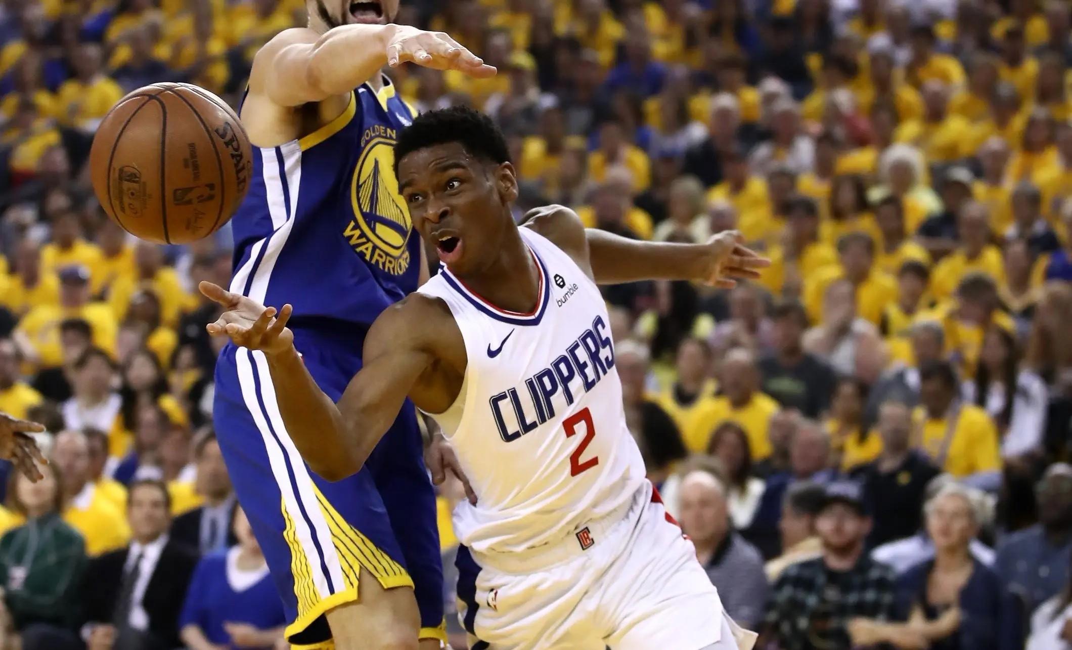 开云中国-俄克拉荷马雷霆今晨门线救险；志在NBA季后赛名次提升；球迷炸锅；资深球员宣示担当的简单介绍