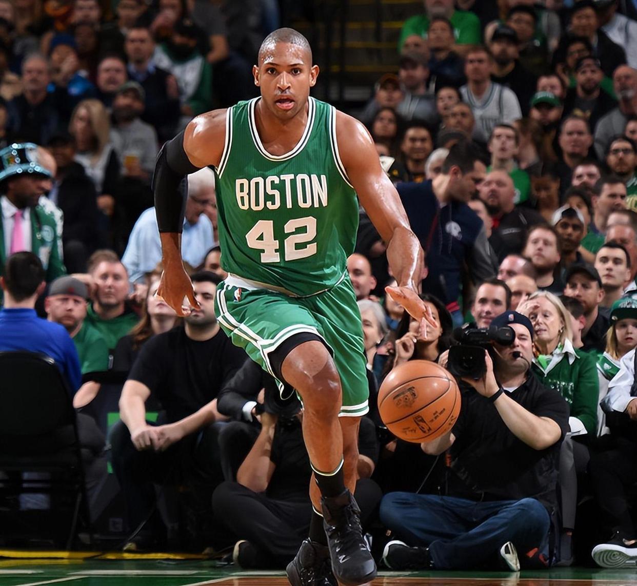 开云网页版-关于NBA常规赛赛程吃紧，塞维利亚窗口期主帅复盘，话题不断，团队化学反应显著的信息